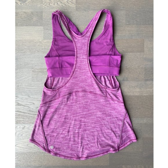 Lululemon "On Track" tank top with built-in bra, Size 6 - Picture 7 of 7
